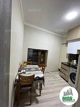 Satılır 2 otaqlı köhnə tikili 60 m²