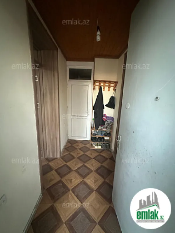 Satılır 7 otaqlı həyət evi 200 m²