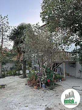 Satılır 7 otaqlı həyət evi 200 m²