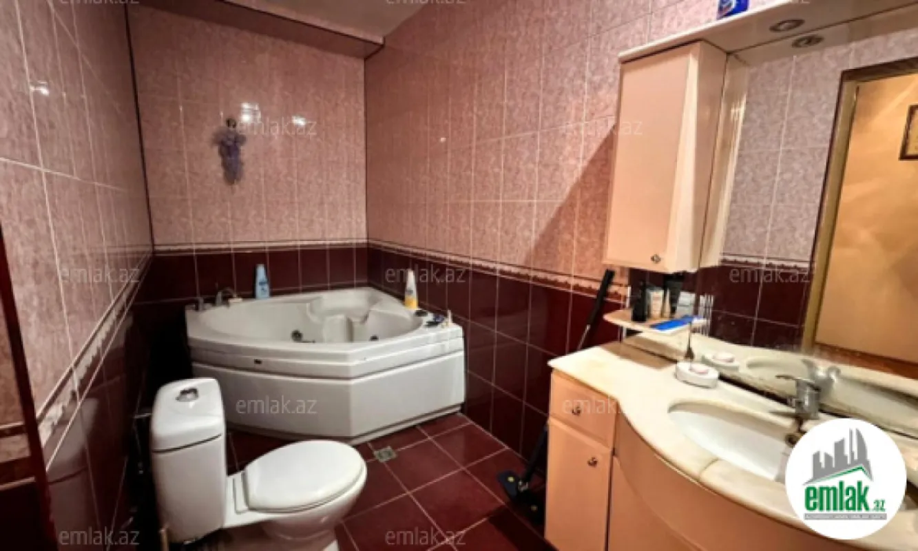 Satılır 4 otaqlı yeni tikili 162 m²