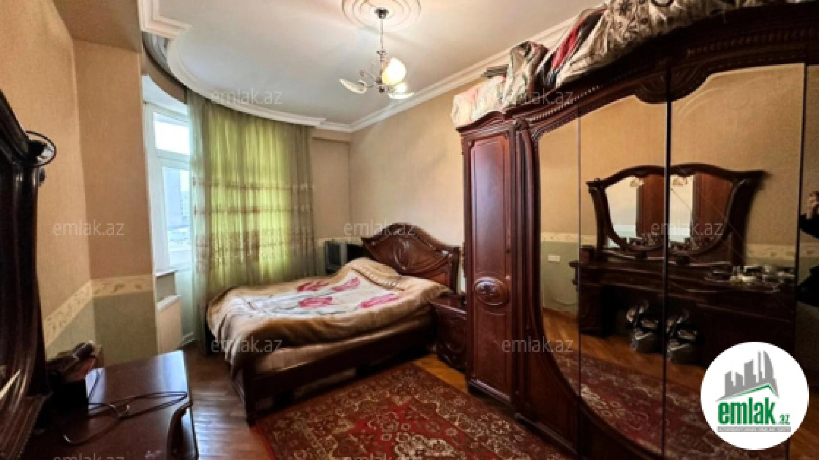 Satılır 4 otaqlı yeni tikili 162 m²