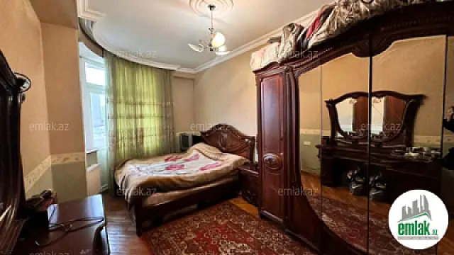 Satılır 4 otaqlı yeni tikili 162 m²