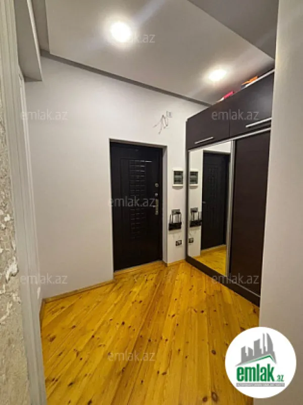 Satılır 2 otaqlı yeni tikili 70 m²