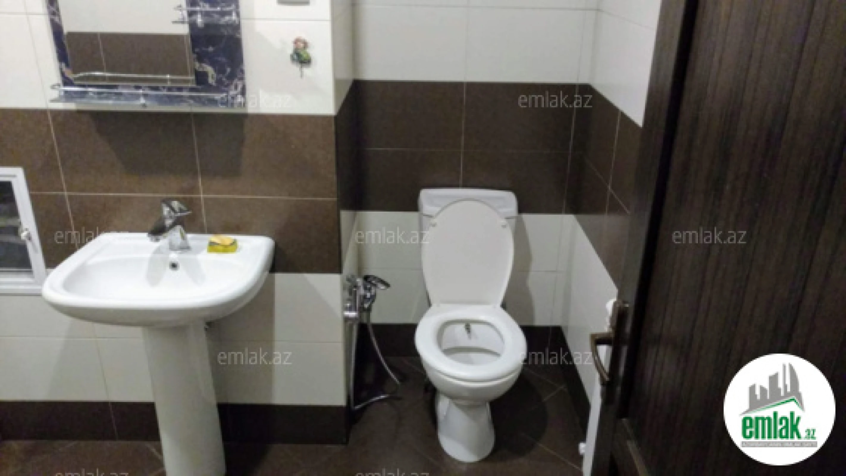 Satılır 2 otaqlı yeni tikili 70 m²