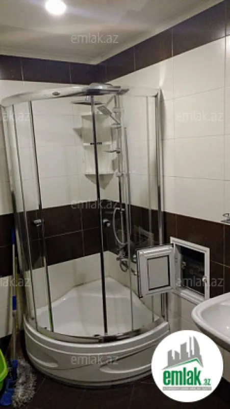 Satılır 2 otaqlı yeni tikili 70 m²