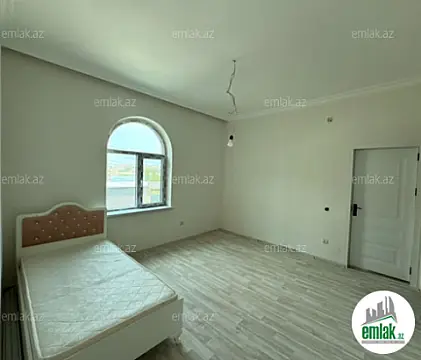 Satılır 5 otaqlı həyət evi 170 m²