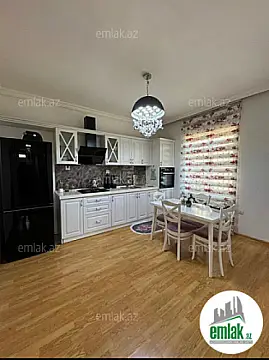 Satılır 5 otaqlı həyət evi 170 m²