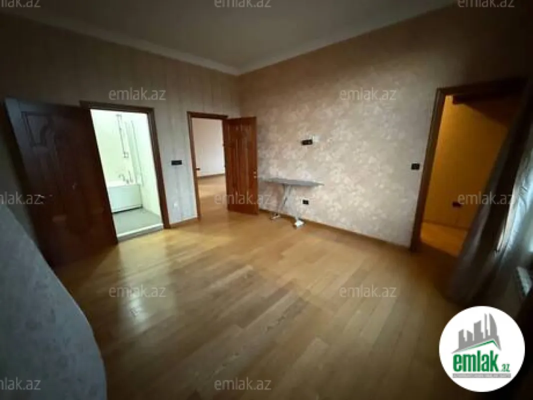 Satılır 3 otaqlı yeni tikili 138 m²