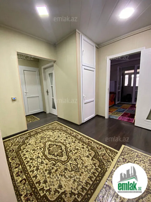 Satılır 5 otaqlı köhnə tikili 110 m²