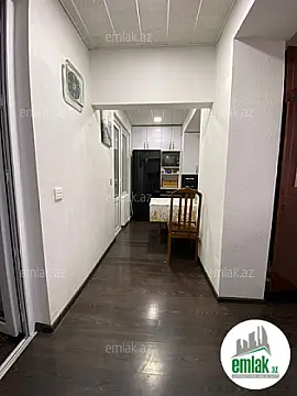 Satılır 5 otaqlı köhnə tikili 110 m²