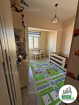 Satılır 3 otaqlı köhnə tikili 65 m²
