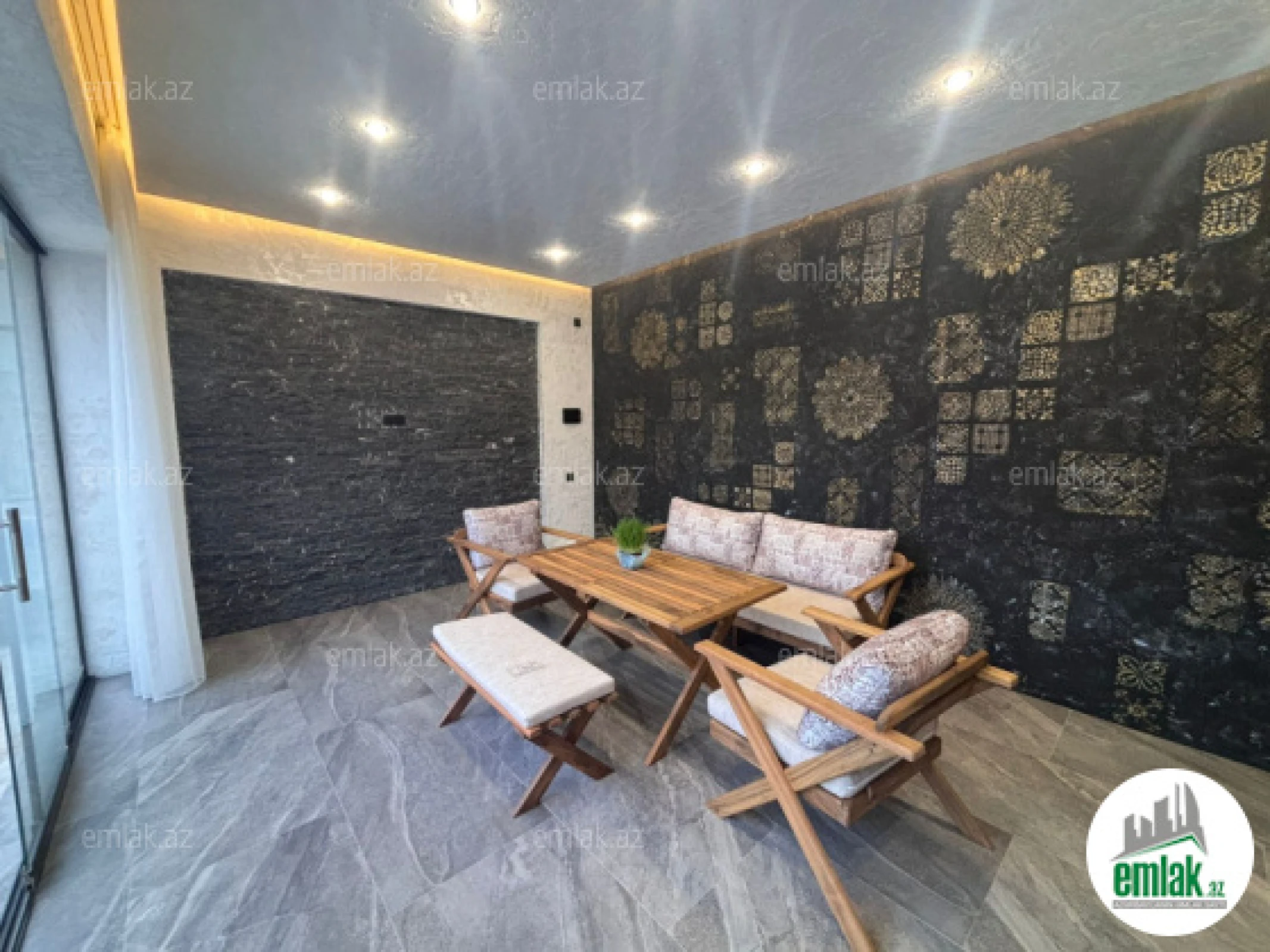 Satılır 4 otaqlı həyət evi 160 m²