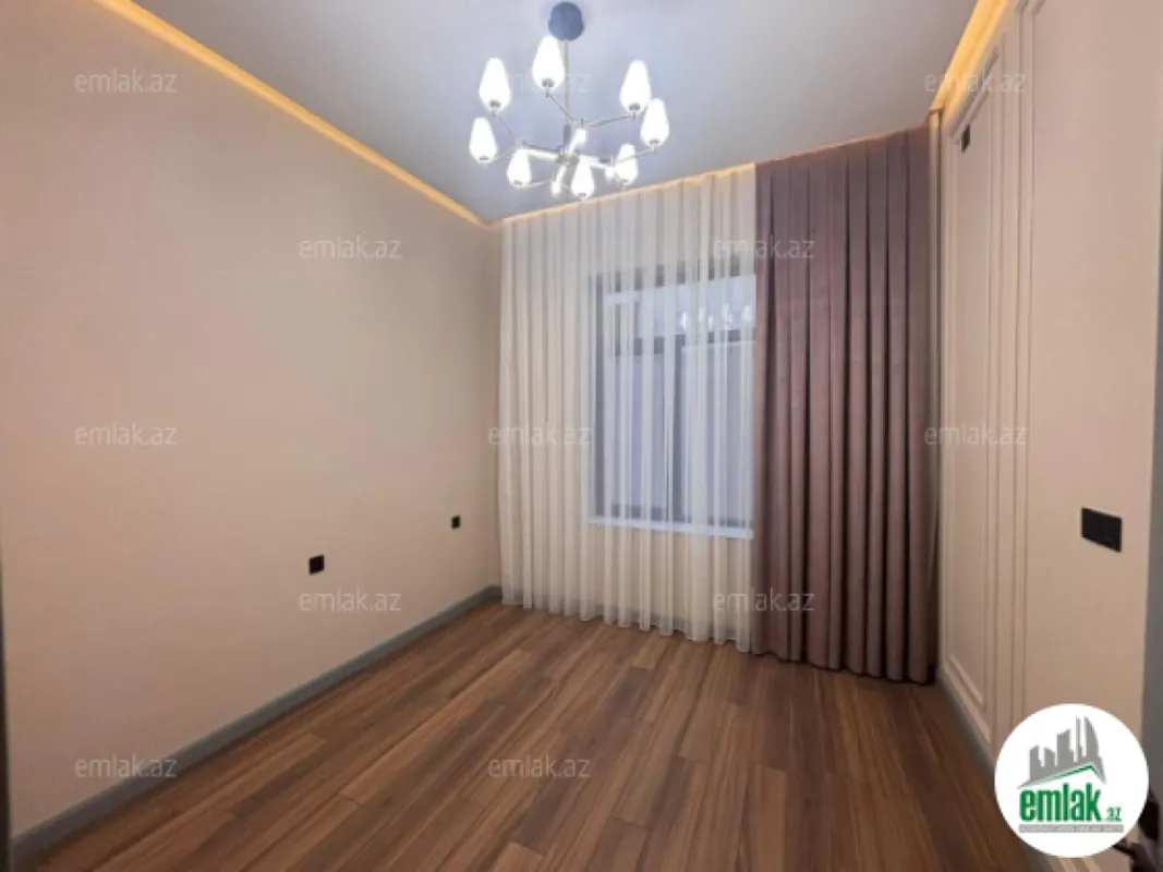 Satılır 4 otaqlı həyət evi 160 m²