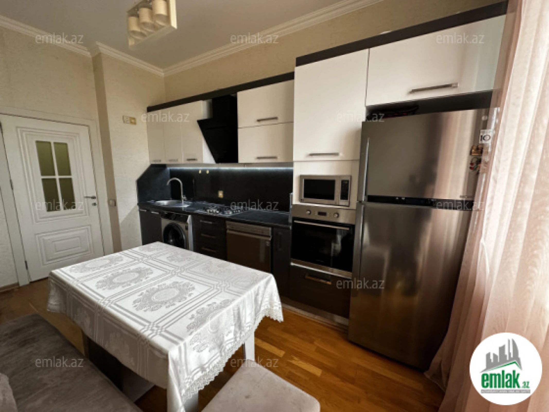 Satılır 2 otaqlı yeni tikili 63 m²