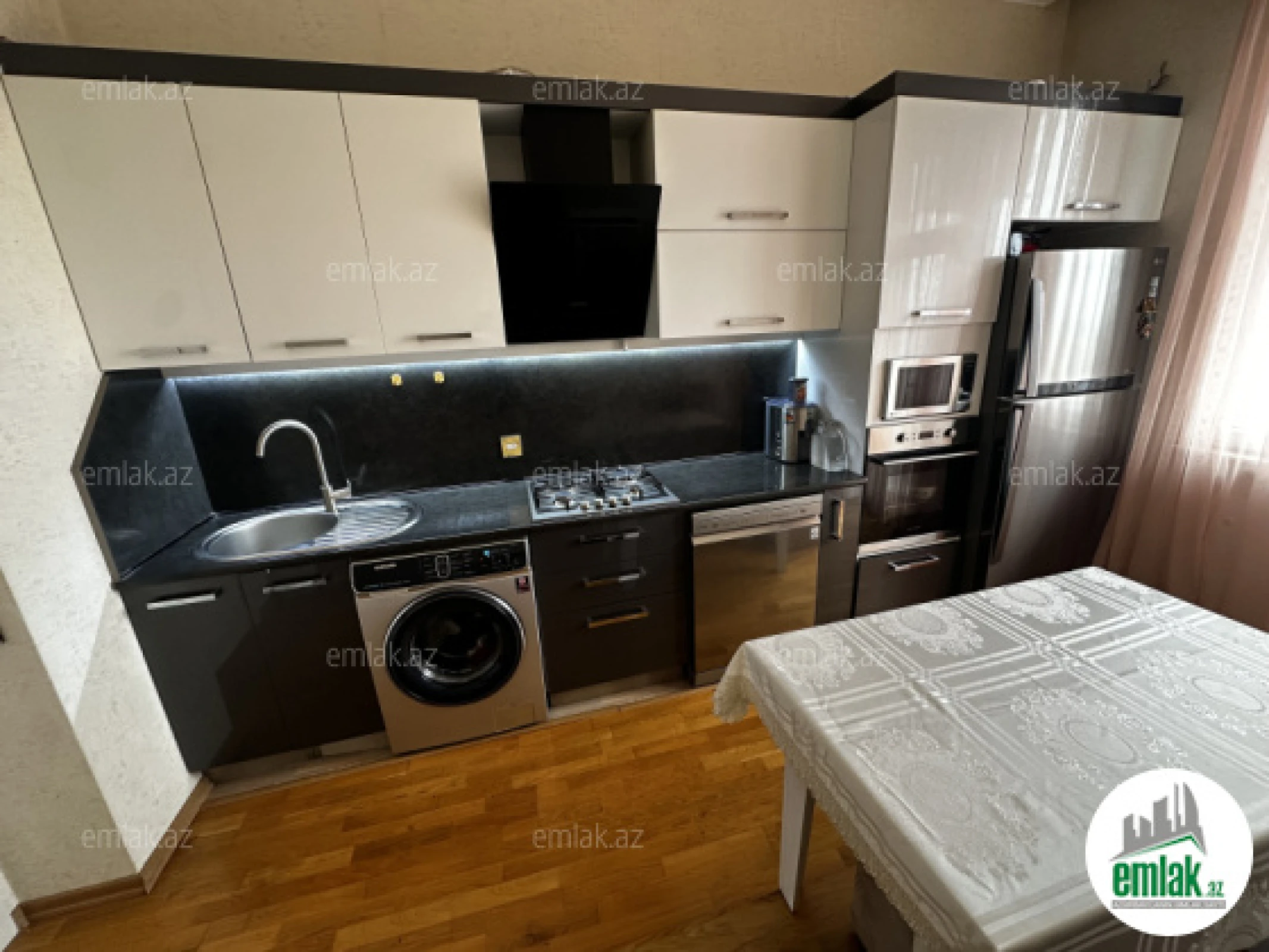 Satılır 2 otaqlı yeni tikili 63 m²