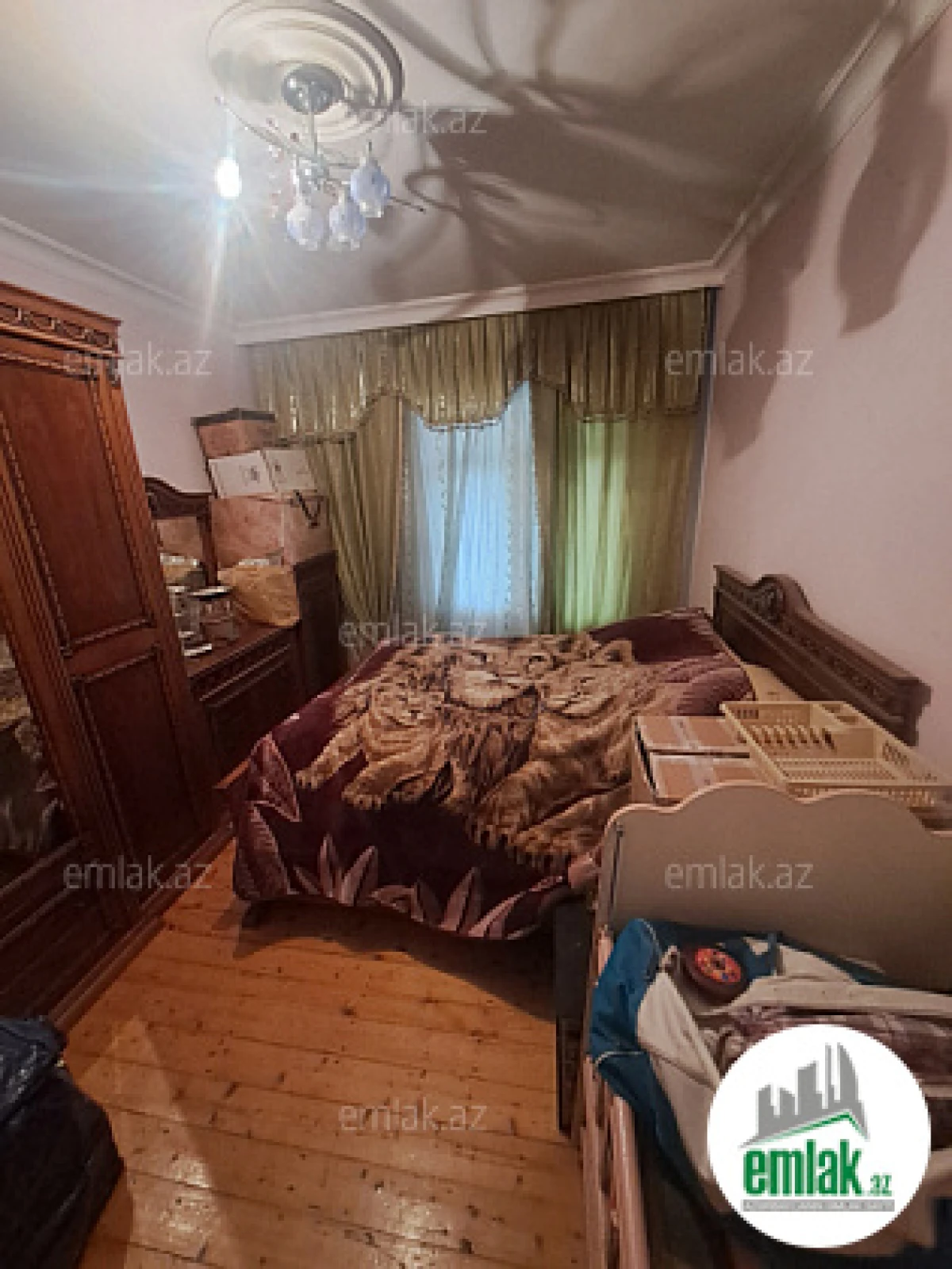 Satılır 3 otaqlı köhnə tikili 75 m²