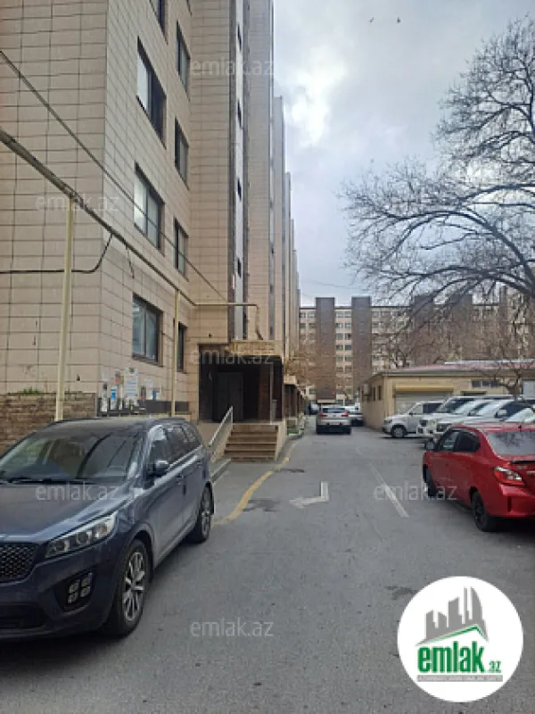 Satılır 3 otaqlı köhnə tikili 75 m²