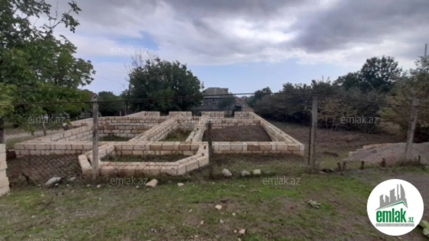 Satılır torpaq sahəsi 10 m²