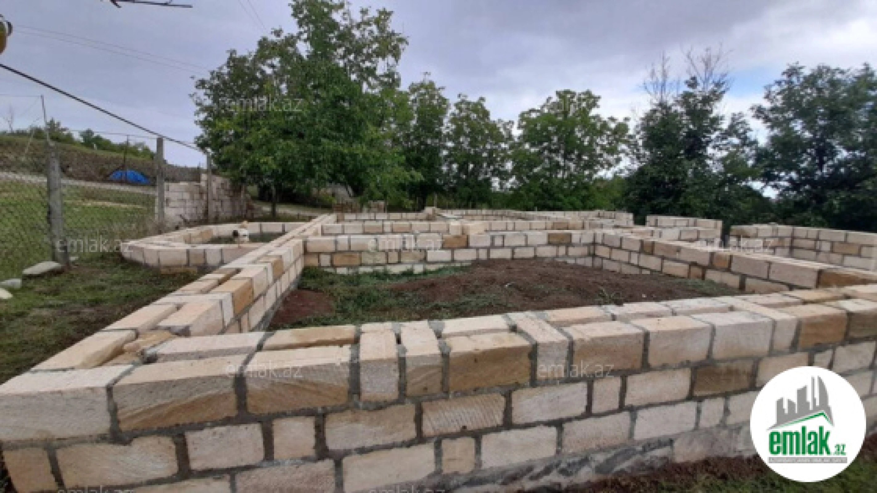 Satılır torpaq sahəsi 10 m²