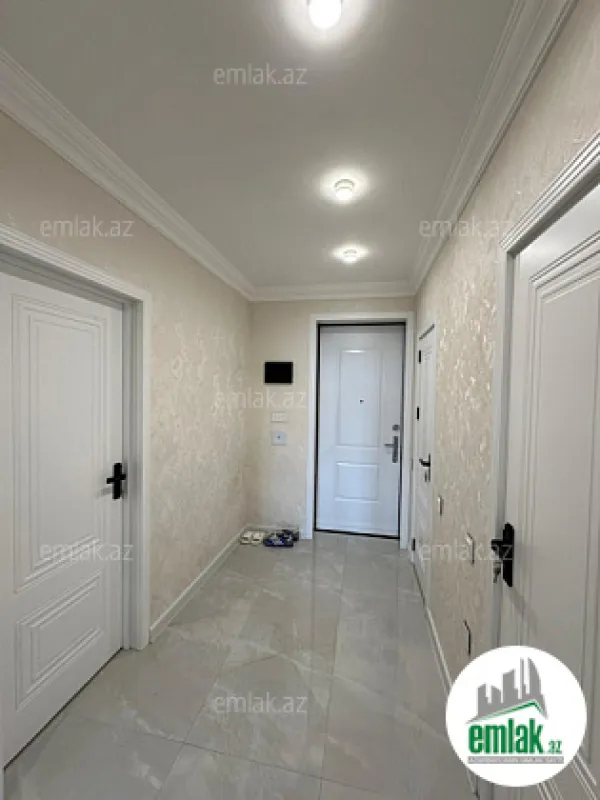 Satılır 2 otaqlı köhnə tikili 67 m²