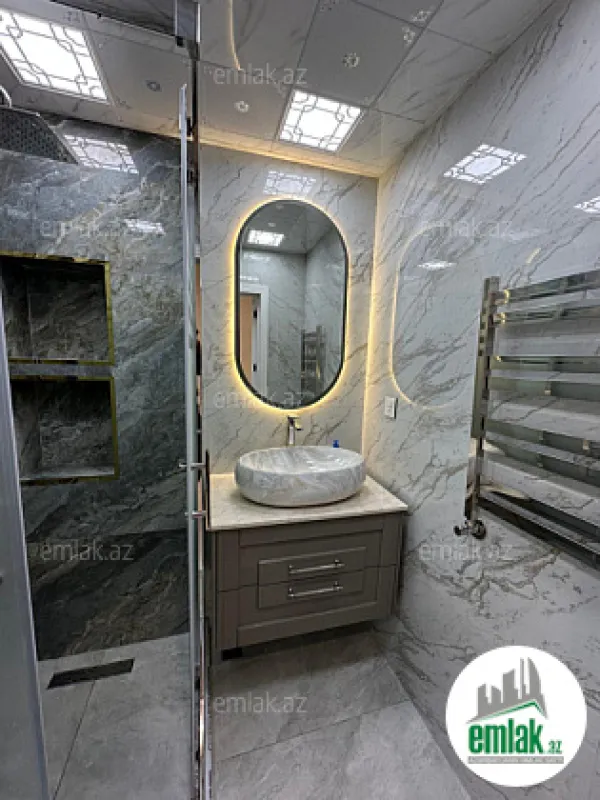 Satılır 2 otaqlı köhnə tikili 67 m²