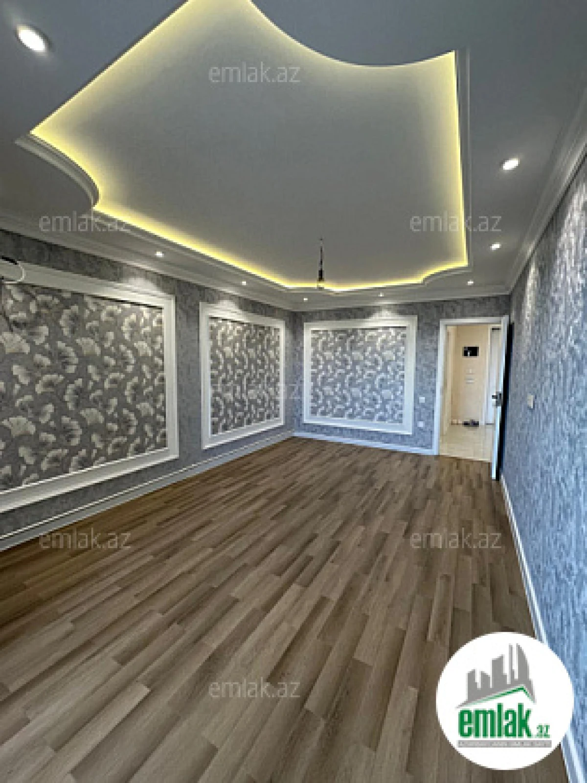 Satılır 2 otaqlı köhnə tikili 67 m²