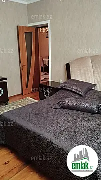 Satılır 5 otaqlı həyət evi 300 m²