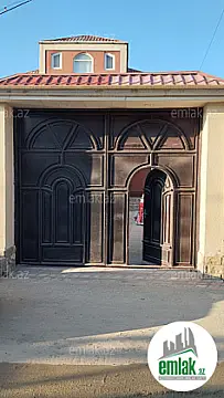 Satılır 5 otaqlı həyət evi 300 m²