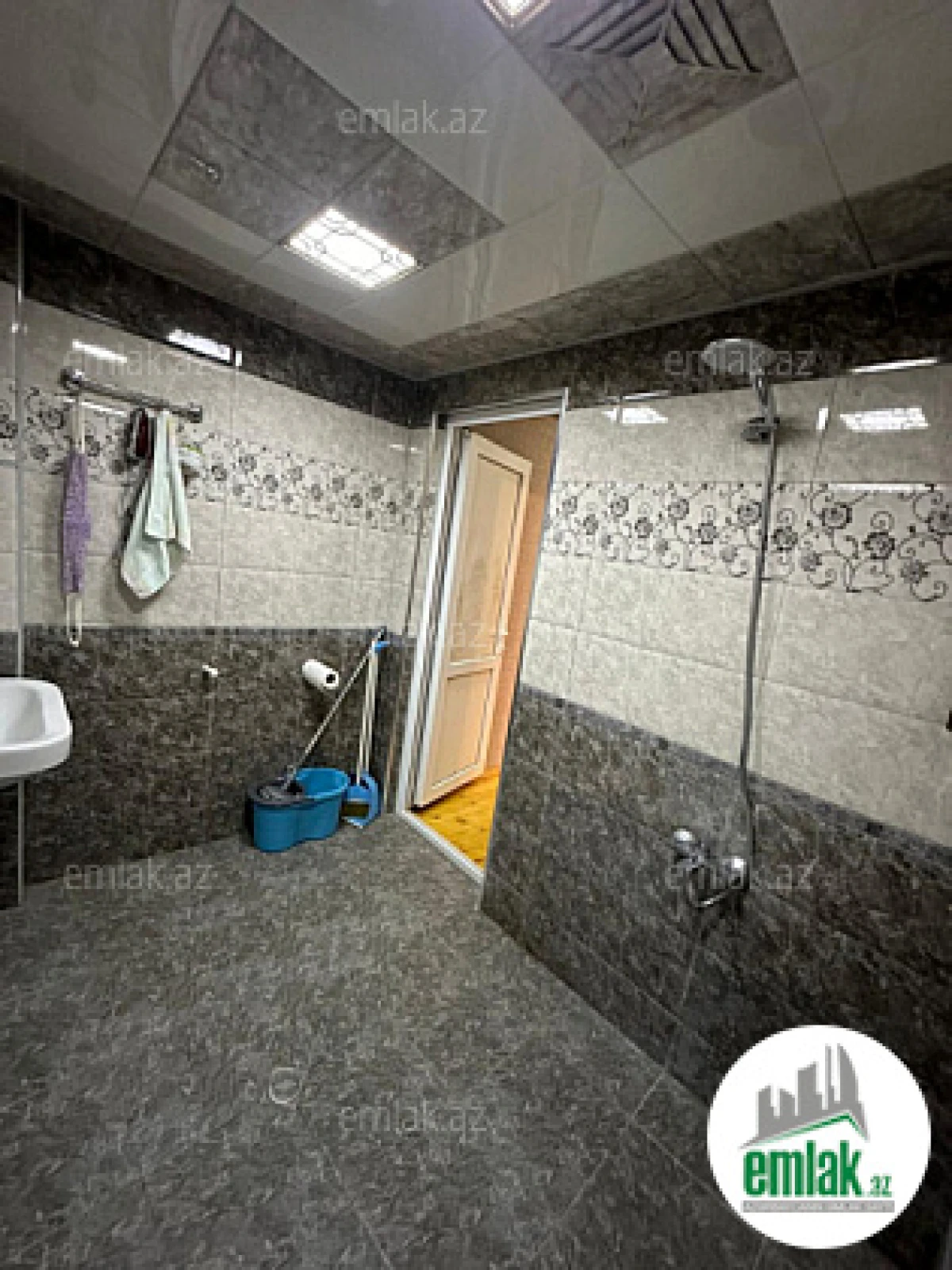 Satılır 2 otaqlı yeni tikili 50 m²