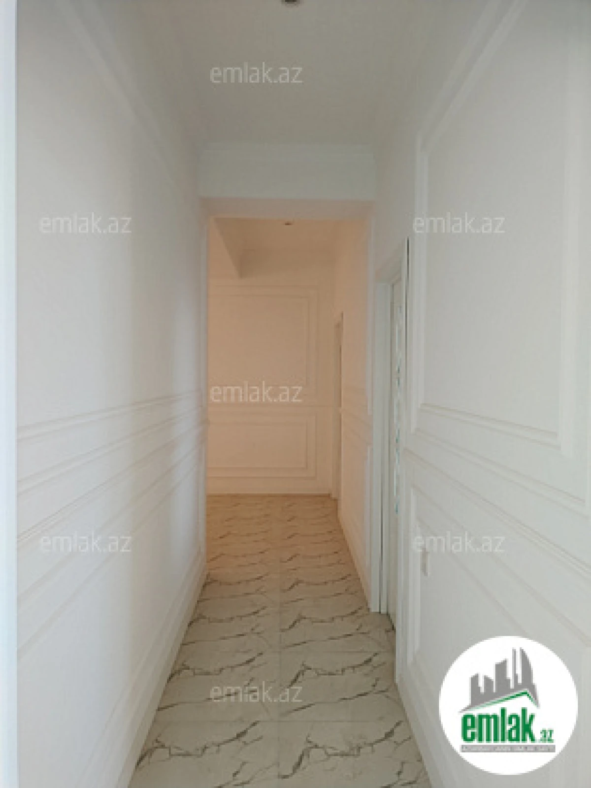 Satılır 3 otaqlı yeni tikili 155 m²