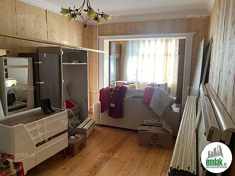 Satılır 3 otaqlı köhnə tikili 90 m² — Bakı 3 otaq 90.00 m²