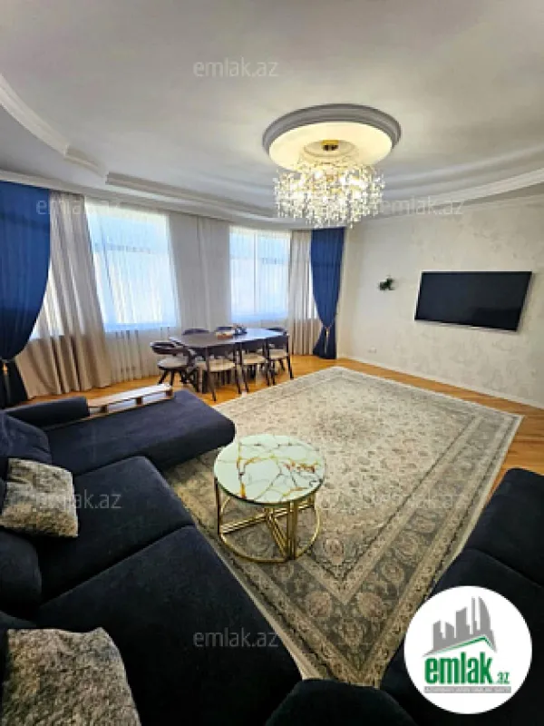Satılır 3 otaqlı yeni tikili 132 m²