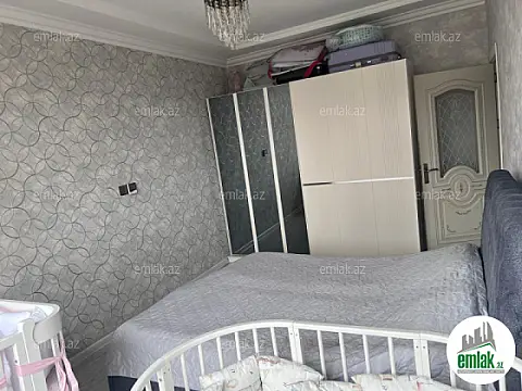Satılır 3 otaqlı köhnə tikili 70 m²