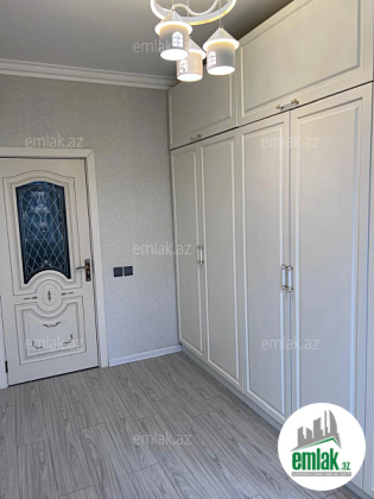 Satılır 3 otaqlı köhnə tikili 70 m²