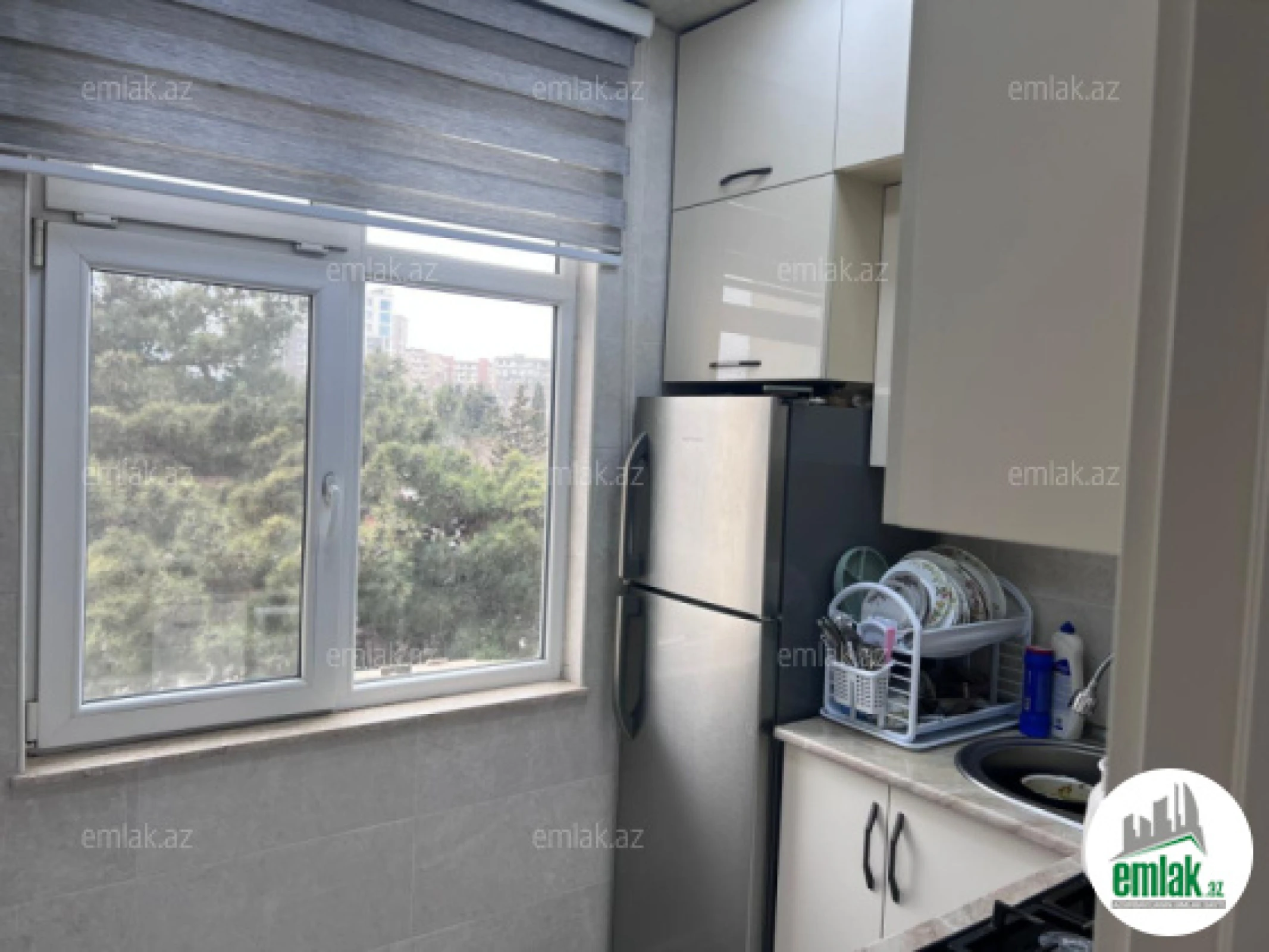 Satılır 3 otaqlı köhnə tikili 70 m²