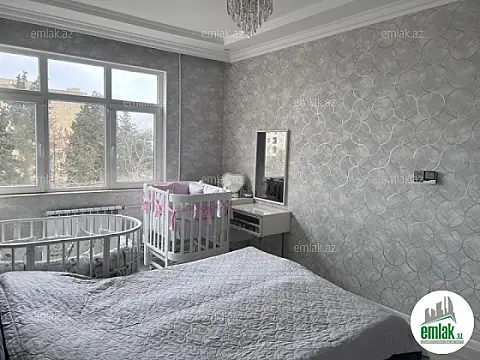 Satılır 3 otaqlı köhnə tikili 70 m²