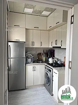 Satılır 3 otaqlı köhnə tikili 70 m²