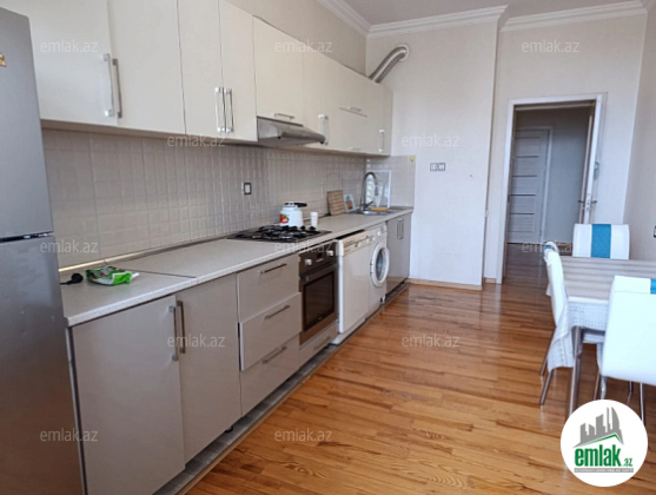 Satılır 3 otaqlı yeni tikili 124 m²