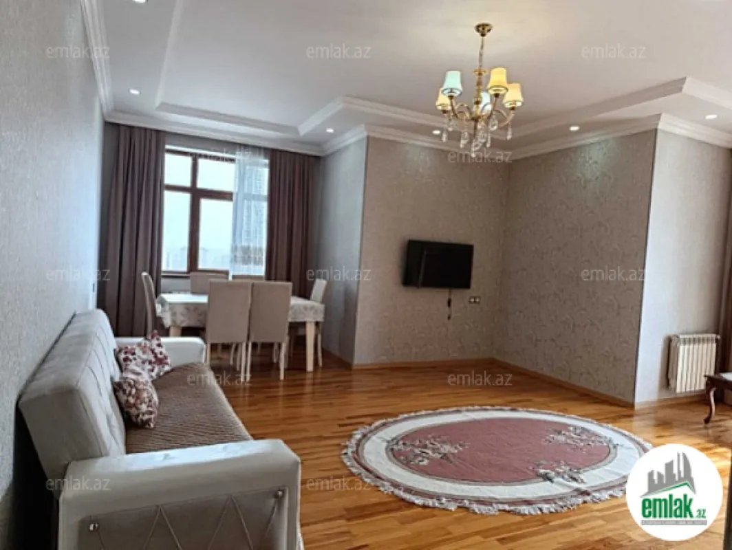 Satılır 3 otaqlı yeni tikili 130 m²