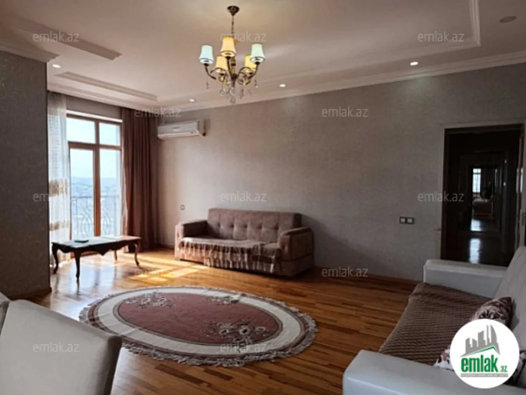 Satılır 3 otaqlı yeni tikili 130 m²