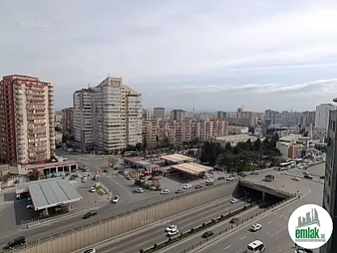 Satılır 3 otaqlı yeni tikili 130 m²