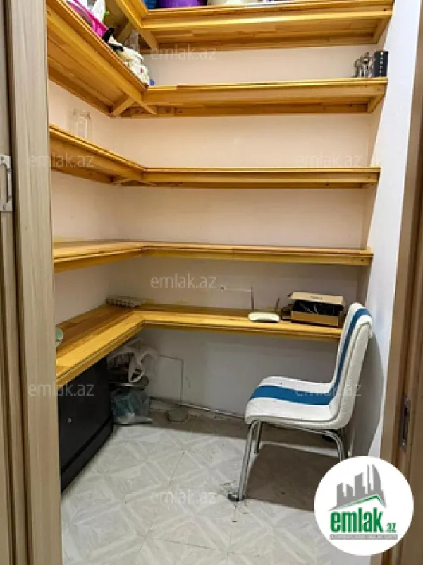 Satılır 3 otaqlı yeni tikili 130 m²