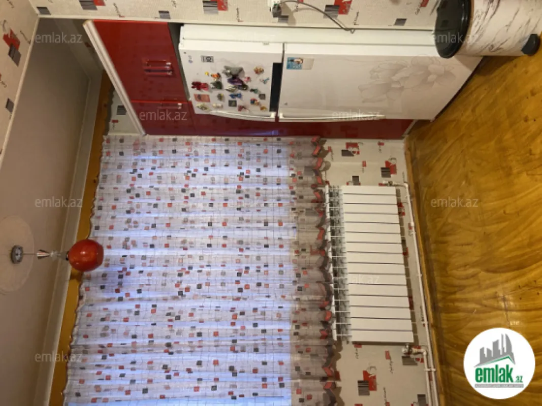 Satılır 3 otaqlı köhnə tikili 67.7 m²