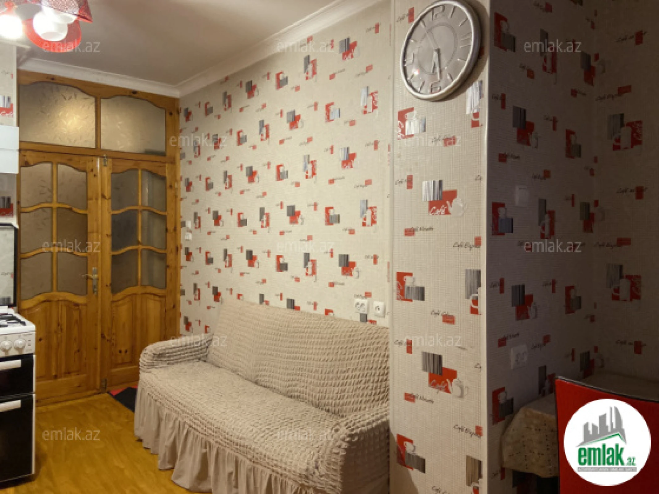 Satılır 3 otaqlı köhnə tikili 67.7 m²