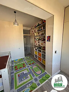 Satılır 3 otaqlı köhnə tikili 70 m²