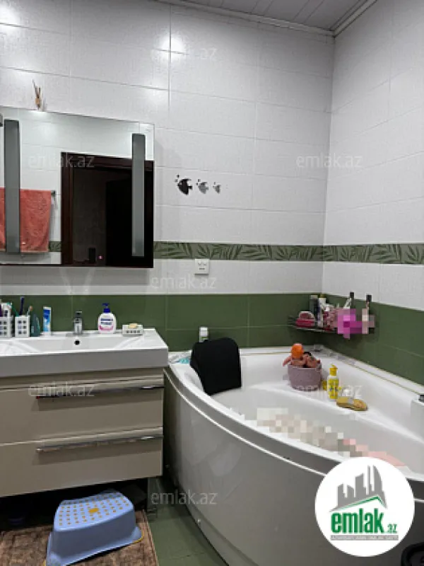 Satılır 3 otaqlı yeni tikili 116 m²