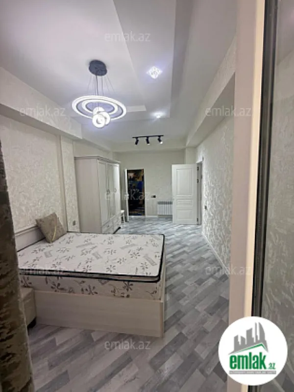 Satılır 4 otaqlı yeni tikili 165 m²