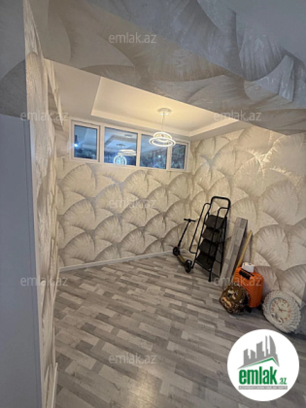 Satılır 4 otaqlı yeni tikili 165 m²