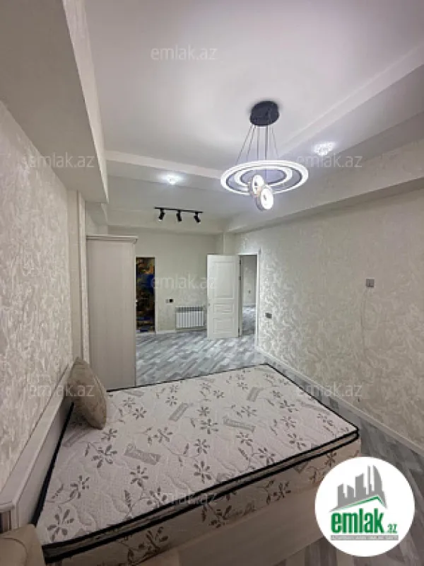 Satılır 4 otaqlı yeni tikili 165 m²