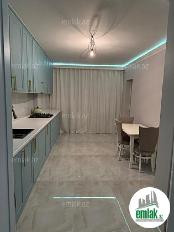 Satılır 5 otaqlı köhnə tikili 125 m²